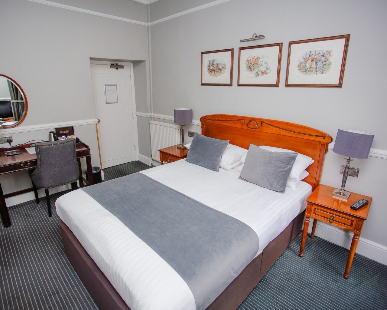 Standard Double Room Snooty Fox Tetbury