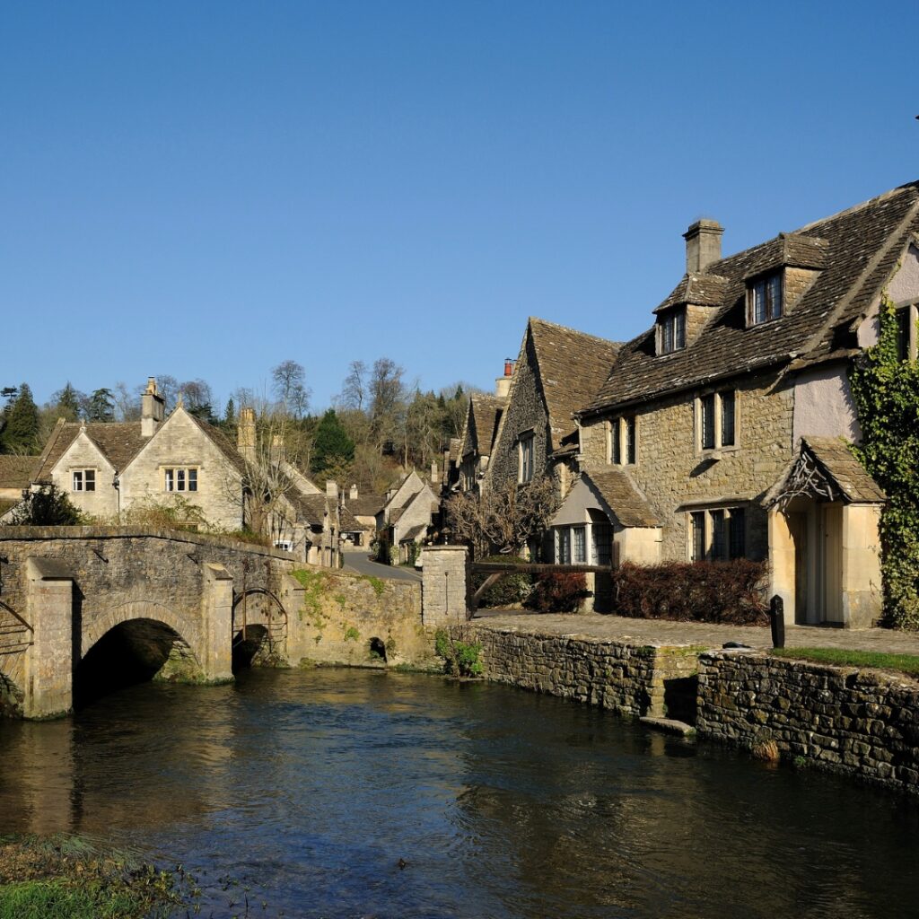 Castle combe cotswold village