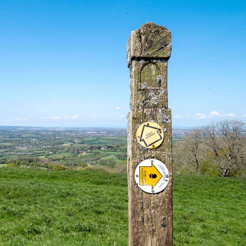 Sign post to show route for the cotswold way